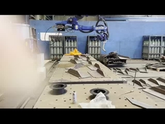 ระบบหุ่นยนต์ปั่นที่ฉลาดที่มีสายตาที่ฉลาดและอัลการิทึม AI สําหรับเรือเรือนเรือเรือ bulildi